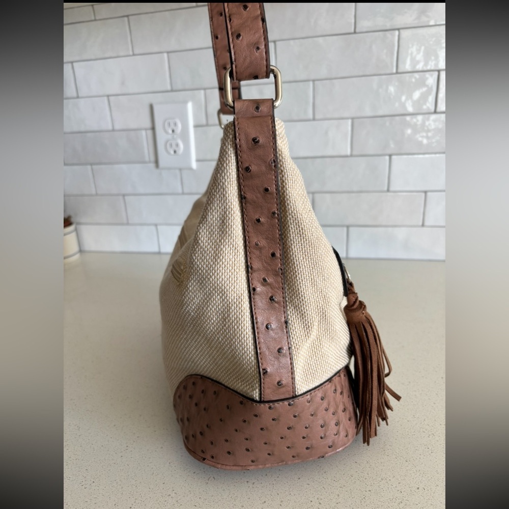 Giani Bernini Embossed Vegan Ostrich Leather Canvas Hobo Shoulder Bag Purse Tan - Picture 4 of 8